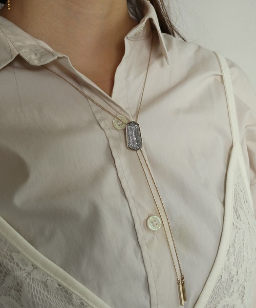 colleca la（コレカラ）の「スリムチェーンループタイ（ネックレス・レディース・ゴールド/シルバー・FREE）」の8枚目の写真