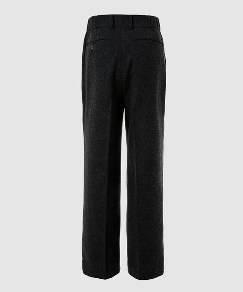 DIGAWEL（ディガウェル）の「In tuck Pants（スラックス・メンズ・チャコール・2）」の4枚目の写真