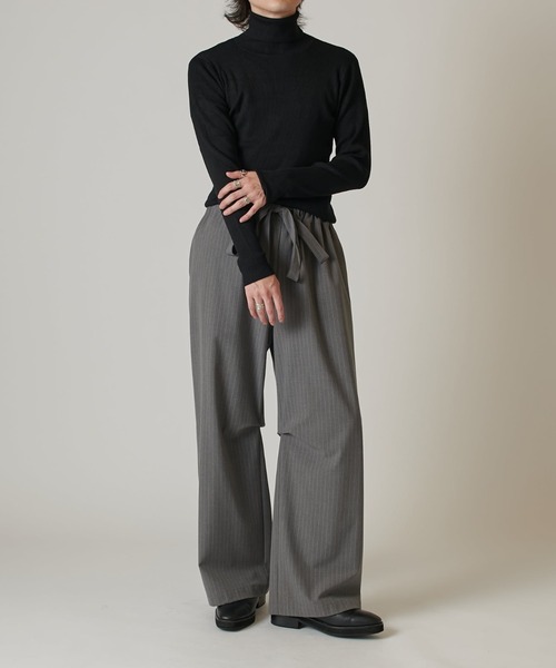 Lui's（ルイス）の「スリムタートルニット（ニット/セーター・メンズ・チャコールグレー/ブラック/ネイビー/ホワイト・S/M）」の5枚目の写真