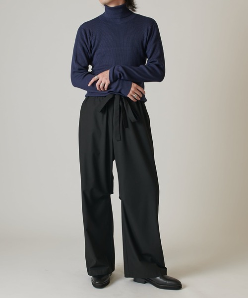 Lui's（ルイス）の「スリムタートルニット（ニット/セーター・メンズ・チャコールグレー/ブラック/ネイビー/ホワイト・S/M）」の19枚目の写真