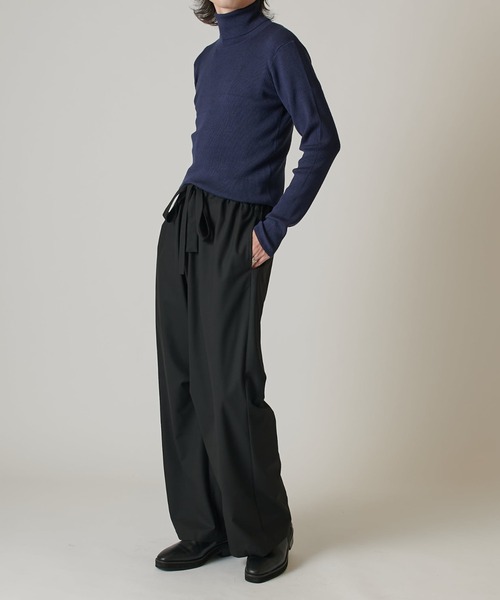 Lui's（ルイス）の「スリムタートルニット（ニット/セーター・メンズ・チャコールグレー/ブラック/ネイビー/ホワイト・S/M）」の20枚目の写真