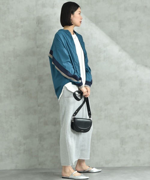 INTERPLANET（インタープラネット）の「ノーカラーバックヨーク切替シャツ（シャツ/ブラウス・レディース・オフホワイト/ブルー/アイボリー・FREE）」の15枚目の写真