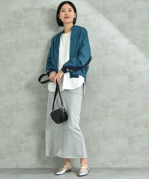 INTERPLANET（インタープラネット）の「ノーカラーバックヨーク切替シャツ（シャツ/ブラウス・レディース・オフホワイト/ブルー/アイボリー・FREE）」の19枚目の写真