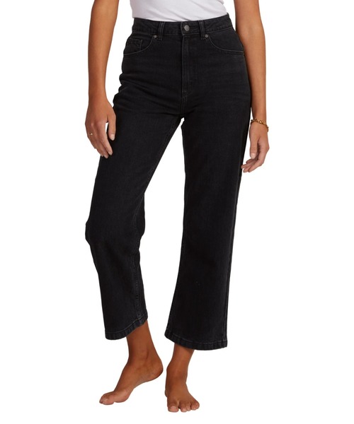 ROXY(ロキシー)の「LAYLA JEAN BLK/ロキシーハイウエストストレッチデニムパンツ(デニムパンツ・レディース・ブラック・28inch/24inch/26inch)」の2枚目の写真
