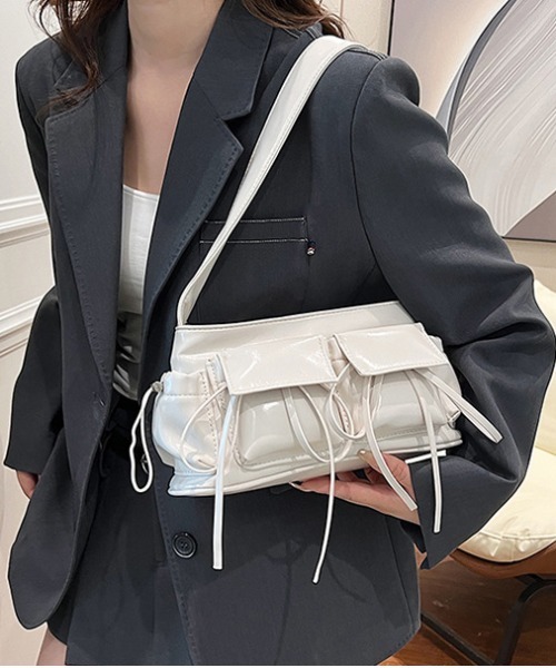 gossip!ロサンゼルス(ゴシップロサンゼルス)の「Y2K リボン 4ポケットワンショルダーBAG(ショルダーバッグ・レディース・ピンク/オフホワイト/シルバー/ブラック/ワイン・FREE)」の14枚目の写真