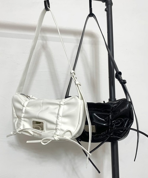 non-hedge（ノンヘッジ）の「リボンギャザーショルダーバッグ（ショルダーバッグ・レディース・ブラック/ホワイト・FREE）」の6枚目の写真