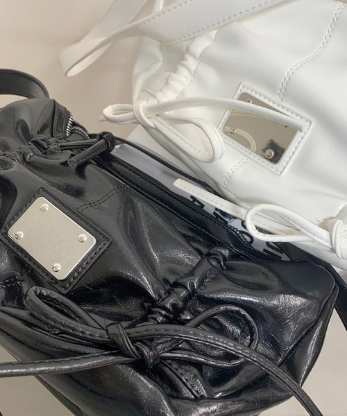 non-hedge（ノンヘッジ）の「リボンギャザーショルダーバッグ（ショルダーバッグ・レディース・ブラック/ホワイト・FREE）」の3枚目の写真