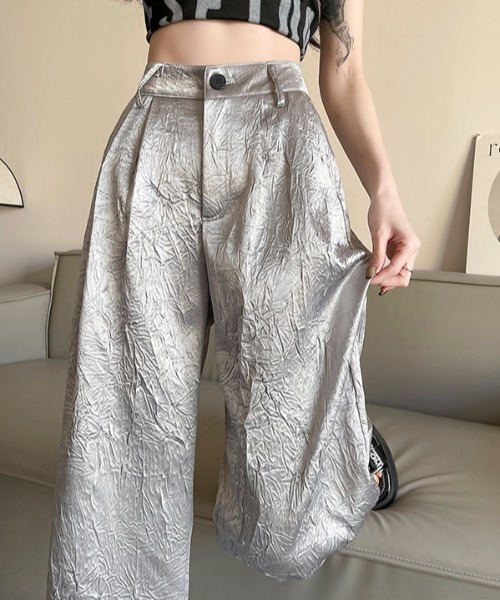 deux amour(ドゥーザムール)の「ワッシャー加工箔プリント風ワイドパンツ(その他パンツ・レディース・ブラック/ゴールド/シルバー・FREE)」の20枚目の写真