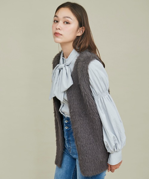 31 Sons de mode（トランテアン　ソン　ドゥ　モード）の「ニットファージレ（ベスト・レディース・オフホワイト/チャコールグレー・フリー）」の6枚目の写真