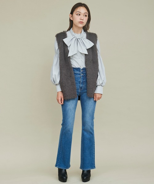 31 Sons de mode（トランテアン　ソン　ドゥ　モード）の「ニットファージレ（ベスト・レディース・オフホワイト/チャコールグレー・フリー）」の8枚目の写真