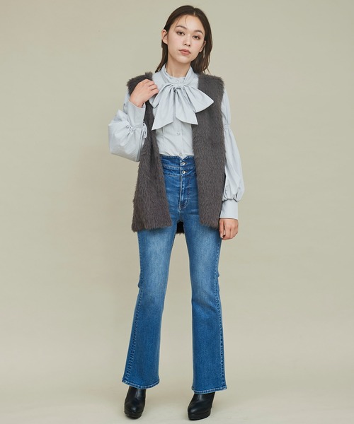 31 Sons de mode（トランテアン　ソン　ドゥ　モード）の「ニットファージレ（ベスト・レディース・オフホワイト/チャコールグレー・フリー）」の9枚目の写真