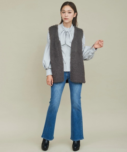 31 Sons de mode（トランテアン　ソン　ドゥ　モード）の「ニットファージレ（ベスト・レディース・オフホワイト/チャコールグレー・フリー）」の10枚目の写真