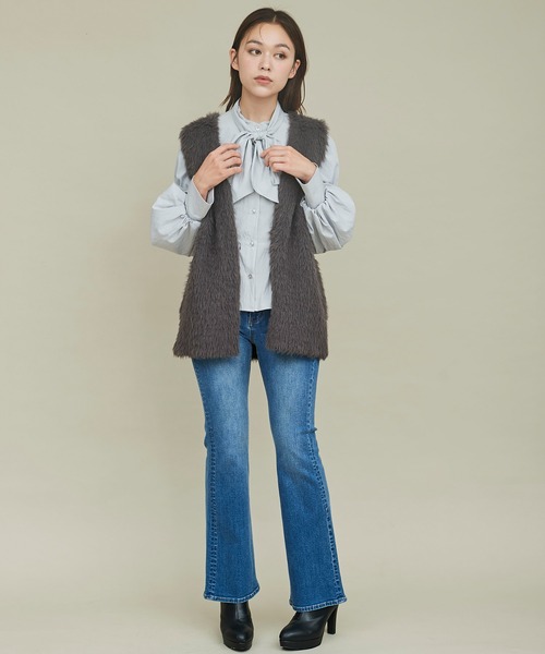 31 Sons de mode（トランテアン　ソン　ドゥ　モード）の「ニットファージレ（ベスト・レディース・オフホワイト/チャコールグレー・フリー）」の11枚目の写真