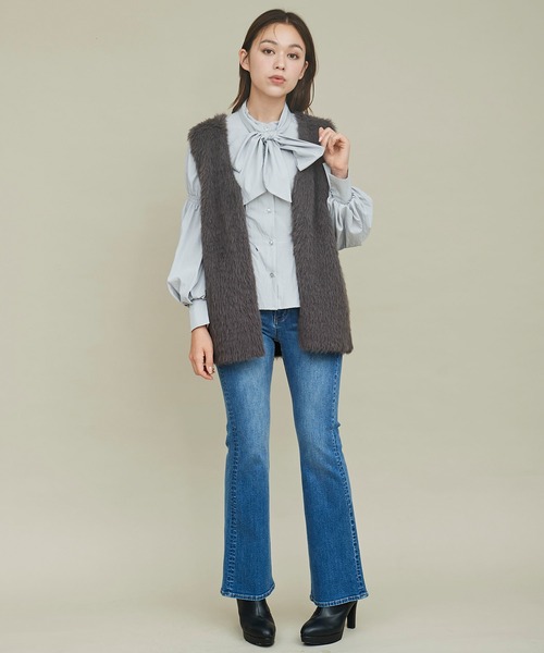 31 Sons de mode（トランテアン　ソン　ドゥ　モード）の「ニットファージレ（ベスト・レディース・オフホワイト/チャコールグレー・フリー）」の12枚目の写真