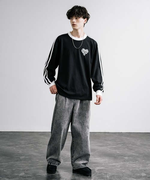 Rocky Monroe(ロッキーモンロー)の「オーバーサイズ袖ライン入りモノトーンリンガー長袖Tシャツ(Tシャツ/カットソー・メンズ・ホワイト系/ブラック/ブラック系/ホワイト・XL/L/M)」の15枚目の写真