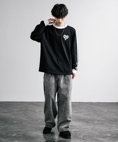 Rocky Monroe(ロッキーモンロー)の「オーバーサイズ袖ライン入りモノトーンリンガー長袖Tシャツ(Tシャツ/カットソー・メンズ・ホワイト系/ブラック/ブラック系/ホワイト・XL/L/M)」の16枚目の写真