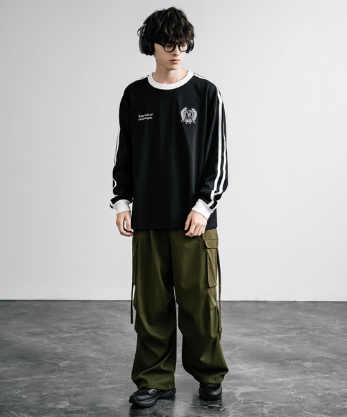 Rocky Monroe(ロッキーモンロー)の「オーバーサイズ袖ライン入りモノトーンリンガー長袖Tシャツ(Tシャツ/カットソー・メンズ・ホワイト系/ブラック/ブラック系/ホワイト・XL/L/M)」の19枚目の写真