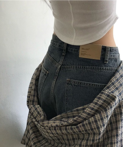 BEIDELLI（ベイデリー）の「[BELLIDE MADE] コットンバミューダデニムパンツ（デニムパンツ・レディース・ブルー・SMALL/MEDIUM/LARGE）」の11枚目の写真