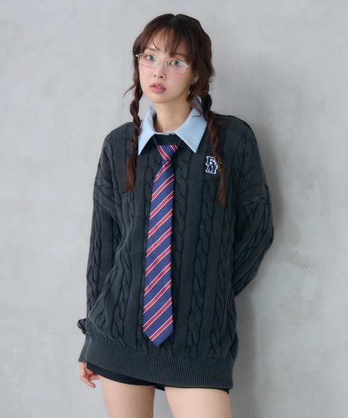 ENVYM(アンビー)の「ピグメントケーブルニット(ニット/セーター・レディース・ブラウン/ネイビー/ブラック・FREE)」の22枚目の写真