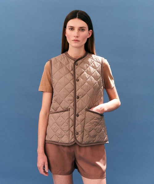 LAVENHAM(ラベンハム)の「Cocoon Thornham Womens / コクーン ソーンハム ウィメンズ(ベスト・レディース・ダークブラック/オフホワイト/ブラック/パープル/グレー/ベージュ系その他4/ベージュ系その他5・8/10/12/14/16/6)」の6枚目の写真