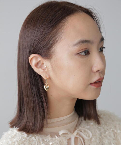 FREE'S MART（フリーズマート）の「ハートシェイクピアス（ピアス（両耳用）・レディース・シルバー/ゴールド・ﾌﾘ-）」の5枚目の写真