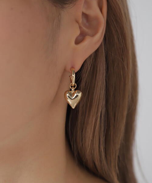 FREE'S MART（フリーズマート）の「ハートシェイクピアス（ピアス（両耳用）・レディース・シルバー/ゴールド・ﾌﾘ-）」の4枚目の写真