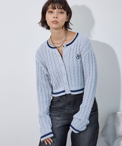 PAGEBOY（ページボーイ）の「ミニケーブルロゴシシュウカーディガン（カーディガン/ボレロ・レディース・オフホワイト/ブルー/レモンイエロー/ブラック/レッド系その他/モカ/ネイビー/ブルー系その他・FREE）」の20枚目の写真