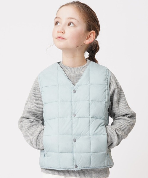 TAION（タイオン）の「【TAION(タイオン)】〈キッズ〉ベーシック Vネックボタン インナーダウンベスト（ダウンベスト・キッズ・チャコールグレー/ライトブルー/レッド系その他/ブラック系3/ベージュ系1/オリーブ/オレンジ/チャコール/ライム/ブラウン系1/グリーン系その他2/サンドベージュ/ミント/ライトグレー/グレー/バーガンディー/グリーン系その他/ダークグリーン系/ダークオレンジ/ダークオリーブ/パープル/キャメル/カーキ/ダークグリーン/ダークパープル/ネイビー系6/ラベンダー/ダークネイビー/レモンイエロー/オフホワイト/レオパード/ベージュ/モカ/ライトピンク/ネイビー/チョコ/ダークブラウン/ダークブルー/ブラック/グリーン系・100/140/150/130/120/110）」の21枚目の写真