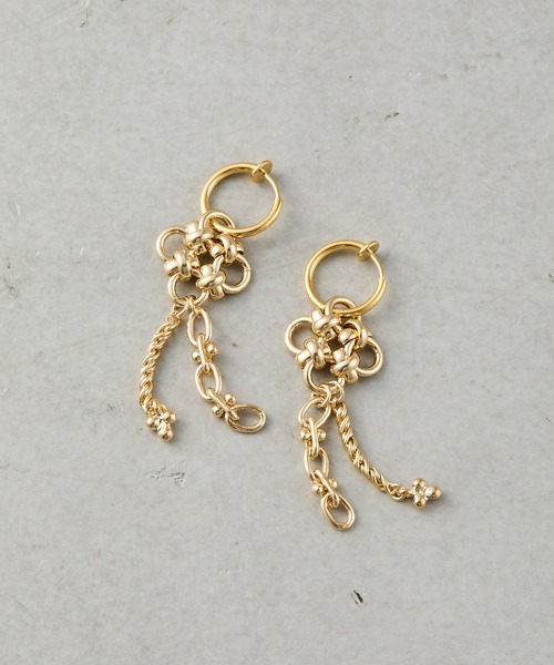 COLONY 2139（コロニートゥーワンスリーナイン）の「チャイナボタン風イヤリング（イヤリング・レディース・ゴールド/シルバー・FREE）」の8枚目の写真