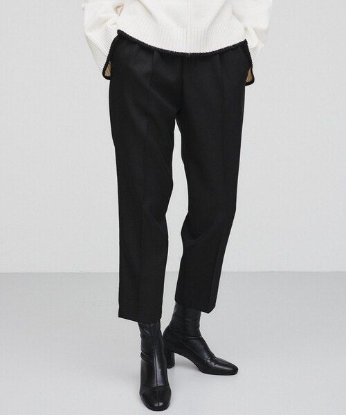 cloenc（クロエンス）の「◆【手洗い可】タックテーパードパンツ（その他パンツ・レディース・ダークグレー/キャメル/ブラック・03/02/01）」の2枚目の写真