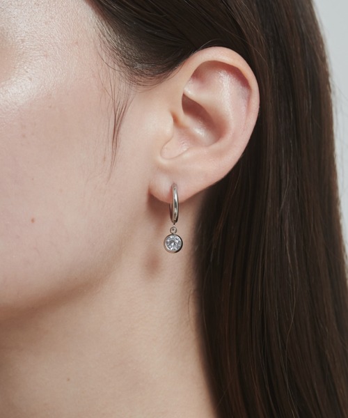 ciite' surgical stainless(シーテサージカルステンレス)の「【 金属アレルギー対応 】 ビジューフープピアス サージカルステンレス (両耳用)(ピアス(両耳用)・レディース・ゴールド/シルバー・FREE)」の8枚目の写真