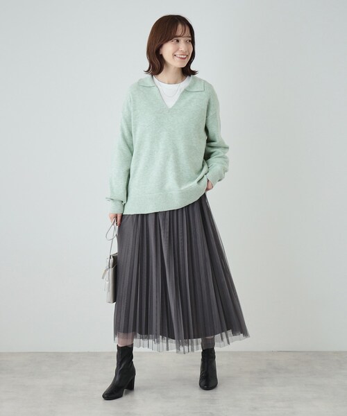 SHOO・LA・RUE（シューラルー）の「【S－LL】スキッパー衿付きニット（ニット/セーター・レディース・ダークグレー/ベージュ/グリーン系・04/03/02/01）」の10枚目の写真