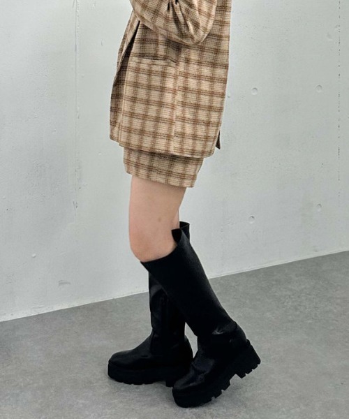 archives（アルシーヴ）の「【ＳＥＴＵＰ対応】ラメチェックハイウエストショートパンツ（その他パンツ・レディース・ベージュ/ブラウン・MEDIUM）」の8枚目の写真