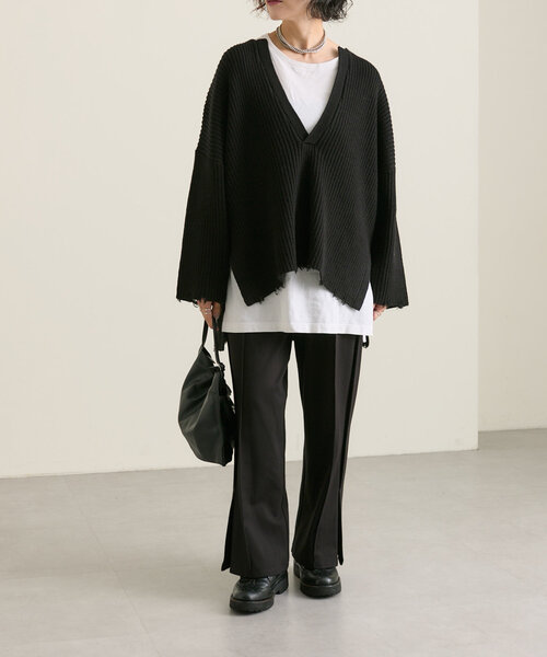 ear PAPILLONNER(イアパピヨネ)の「ダメージニット【SUM1 STYLE(スミスタイル)】(ニット/セーター・レディース・ボルドー/ブラック・FREE)」の10枚目の写真