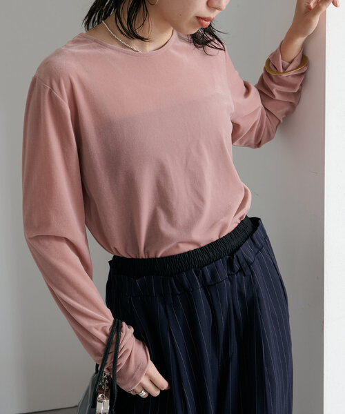 Omekashi(オメカシ)の「ベロア2WAYロンT(Tシャツ/カットソー・レディース・オフホワイト/グレー/ブラック/ピンク・FREE)」の4枚目の写真