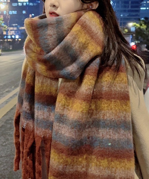 Futier land（フューティアランド）の「モヘアタッチボーダー大判マフラー（マフラー・レディース・ブラウン/グリーン/ピンク/グレー/アイボリー・FREE）」の7枚目の写真