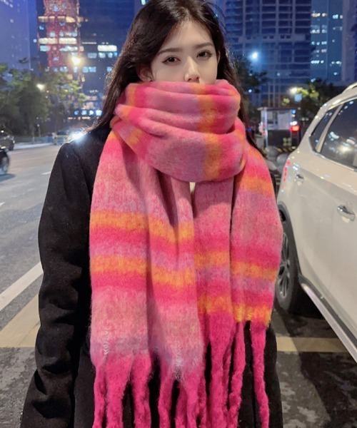 Futier land（フューティアランド）の「モヘアタッチボーダー大判マフラー（マフラー・レディース・ブラウン/グリーン/ピンク/グレー/アイボリー・FREE）」の12枚目の写真