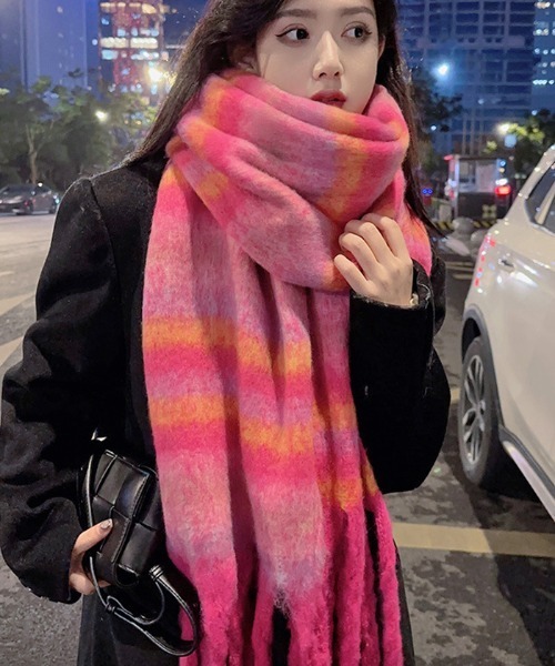 Futier land（フューティアランド）の「モヘアタッチボーダー大判マフラー（マフラー・レディース・ブラウン/グリーン/ピンク/グレー/アイボリー・FREE）」の13枚目の写真