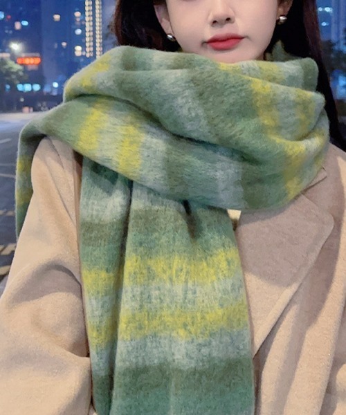 Futier land（フューティアランド）の「モヘアタッチボーダー大判マフラー（マフラー・レディース・ブラウン/グリーン/ピンク/グレー/アイボリー・FREE）」の16枚目の写真