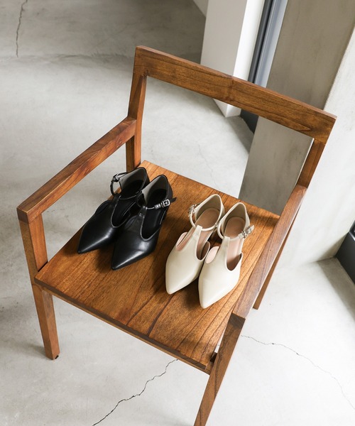 select MOCA（セレクトモカ）の「ポインテッドTストラップパンプス（パンプス・レディース・ベージュ/ブラック・SMALL/MEDIUM/LARGE）」の18枚目の写真