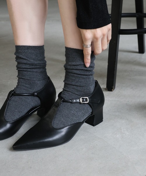 select MOCA（セレクトモカ）の「ポインテッドTストラップパンプス（パンプス・レディース・ベージュ/ブラック・SMALL/MEDIUM/LARGE）」の12枚目の写真