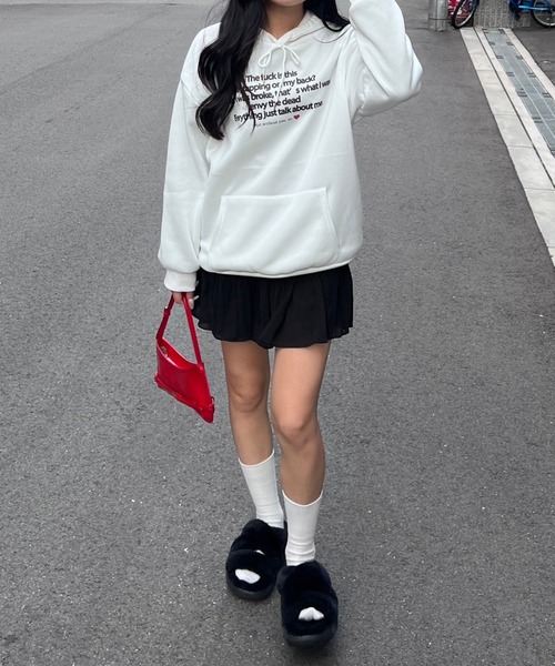 merrylatte（メリーラテ）の「韓国っぽテキストパーカー（パーカー・レディース・ホワイト・MEDIUM/LARGE）」の3枚目の写真