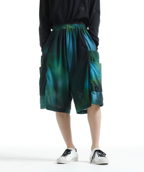 Y-3(ワイスリー)の「M AOP MESH SHOR(カーゴパンツ・メンズ・マルチ・MEDIUM/SMALL/X-SMALL/LARGE/X-LARGE)」の1枚目の写真