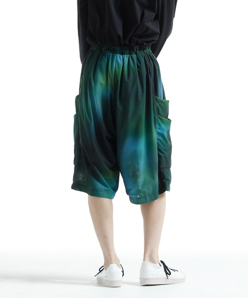 Y-3(ワイスリー)の「M AOP MESH SHOR(カーゴパンツ・メンズ・マルチ・MEDIUM/SMALL/X-SMALL/LARGE/X-LARGE)」の3枚目の写真