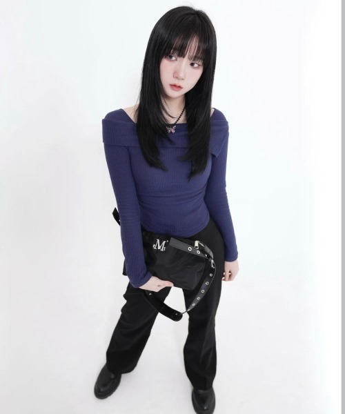 MUCENT（ムセント）の「【日本未発売/WEB限定】MUCENT(ムセント)/クロスバッグ ショルダーバッグ/MOTOR PUNCHING CROSS BAG（ショルダーバッグ・レディース・ブラック・FREE）」の9枚目の写真