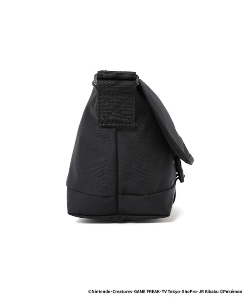 Manhattan Portage（マンハッタンポーテージ）の「Nylon Messenger Bag JR Flap Zipper Pocket Pokemon Kabigon（メッセンジャーバッグ・メンズ・ブラック・SMALL）」の9枚目の写真