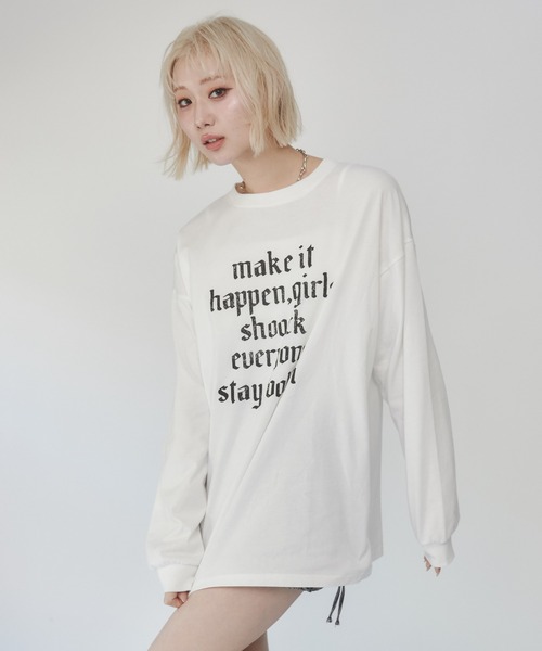 ENVYM（アンビー）の「ロゴプリントビッグロンT（Tシャツ/カットソー・レディース・ホワイト/ブラック・FREE）」の6枚目の写真