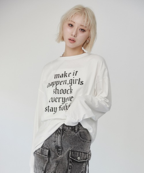 ENVYM（アンビー）の「ロゴプリントビッグロンT（Tシャツ/カットソー・レディース・ホワイト/ブラック・FREE）」の8枚目の写真