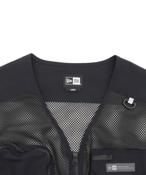 NEW ERA(ニューエラ)の「ニューエラアウトドア マルチベスト 吉田兄弟コラボアングラー コーデュラ撥水(ベスト・メンズ・ブラック・M/XXL/XL/L/S)」の4枚目の写真