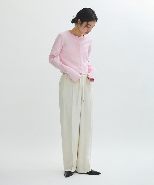 ADAM ET ROPE'（アダムエロペ）の「【サステナブル】クールタッチロングスリーブカーディガン（カーディガン/ボレロ・レディース・ブラック/ライトグリーン/ホワイト/ピンク系その他2・FREE）」の22枚目の写真